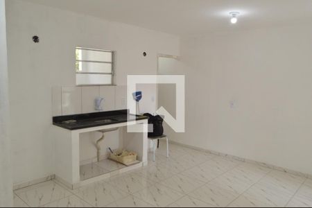 Sala /cozinha de apartamento para alugar com 1 quarto, 45m² em Jacarepaguá, Rio de Janeiro