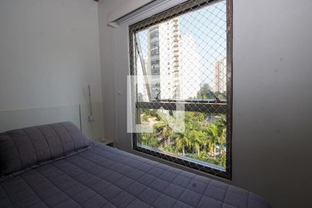 Suíte de apartamento para alugar com 2 quartos, 70m² em Panamby, São Paulo