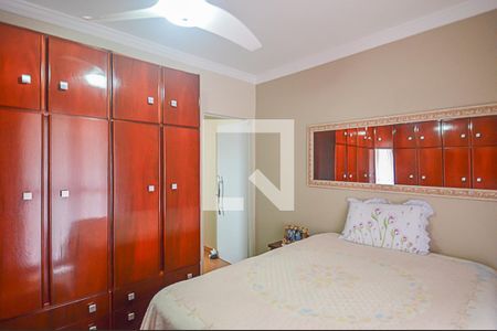 Quarto 1 de casa à venda com 3 quartos, 200m² em Planalto, São Bernardo do Campo