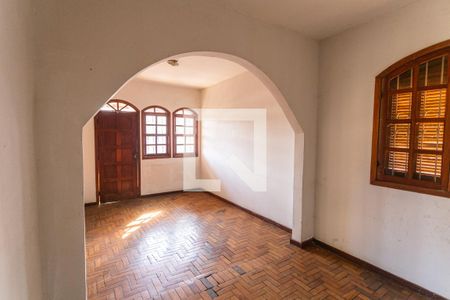 Sala de casa à venda com 3 quartos, 100m² em Casa Branca, Belo Horizonte