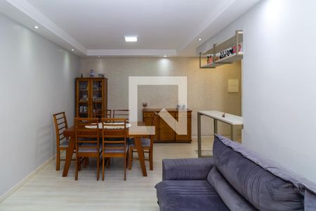 Sala de apartamento à venda com 3 quartos, 70m² em Sítio da Figueira, São Paulo