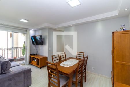 Sala de apartamento à venda com 3 quartos, 70m² em Sítio da Figueira, São Paulo