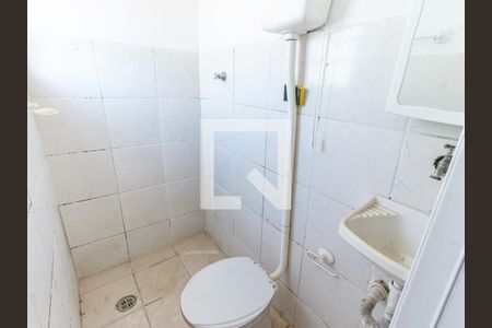 Banheiro de kitnet/studio para alugar com 1 quarto, 34m² em Mooca, São Paulo