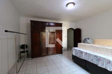 Quarto 2 de casa à venda com 3 quartos, 430m² em Jardim Santo Antônio, Santo André