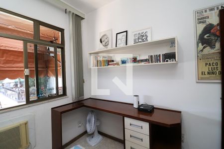 Quarto 1 de apartamento à venda com 4 quartos, 152m² em Jardim Guanabara, Rio de Janeiro