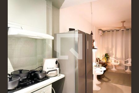 Cozinha  de apartamento à venda com 1 quarto, 50m² em Leblon, Rio de Janeiro