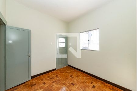 Sala de casa para alugar com 2 quartos, 265m² em João Pinheiro, Belo Horizonte