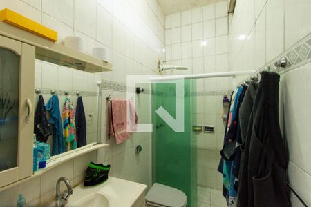 Casa à venda com 92m², 2 quartos e 2 vagas Casa à venda com 92m², 2 quartos e 2 vagasBanheiro