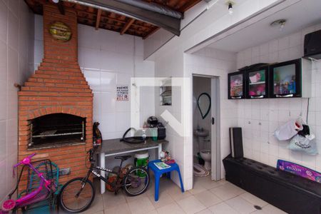 Casa à venda com 92m², 2 quartos e 2 vagas Casa à venda com 92m², 2 quartos e 2 vagasÁrea externa