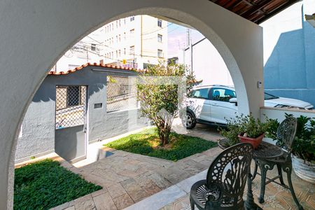 Vista Sala de casa à venda com 4 quartos, 253m² em Floresta, Belo Horizonte