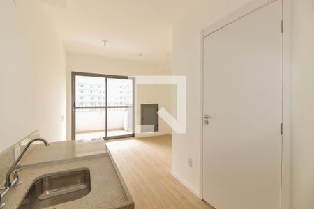 Cozinha de kitnet/studio à venda com 1 quarto, 28m² em Chácara Seis de Outubro, São Paulo