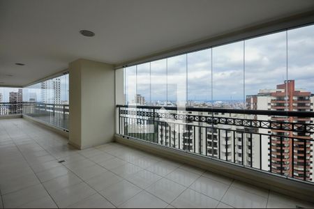 Varanda de apartamento para alugar com 6 quartos, 400m² em Vila Suzana, São Paulo