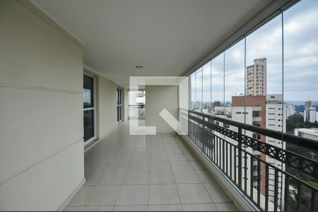 Varanda de apartamento para alugar com 6 quartos, 400m² em Vila Suzana, São Paulo