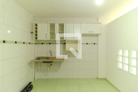 Cozinha de kitnet/studio para alugar com 1 quarto, 29m² em Santa Efigênia, São Paulo