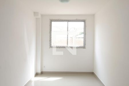 Sala de apartamento à venda com 2 quartos, 60m² em Planalto, Belo Horizonte