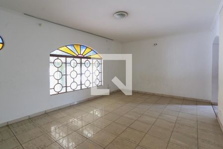 sala de casa à venda com 4 quartos, 250m² em Jardim Ester Yolanda, São Paulo