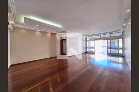 Apartamento para alugar com 239m², 6 quartos e 2 vagasSala