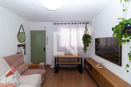 Sala de apartamento para alugar com 3 quartos, 60m² em Jardim Independência, São Paulo