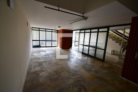 Sala 2 de casa para alugar com 5 quartos, 427m² em Bosque, Campinas