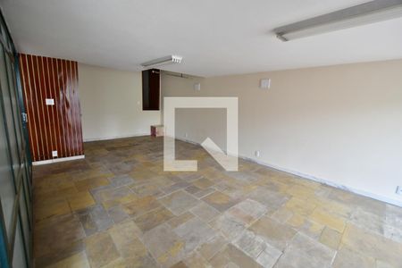 Sala 2 de casa para alugar com 5 quartos, 427m² em Bosque, Campinas