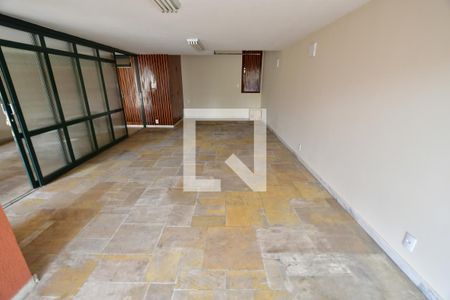 Sala 2 de casa para alugar com 5 quartos, 427m² em Bosque, Campinas