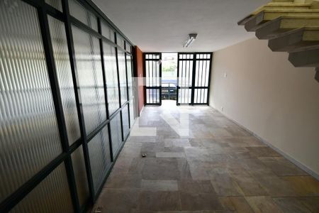 Sala 1 de casa à venda com 5 quartos, 427m² em Bosque, Campinas