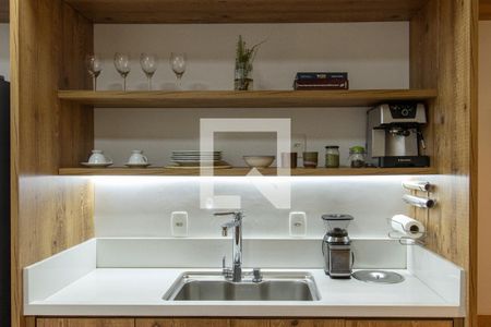 Detalhe da cozinha de casa para alugar com 2 quartos, 103m² em Cambuci, São Paulo