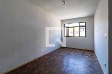 Quarto 1 de apartamento para alugar com 3 quartos, 58m² em Boa Vista, Curitiba