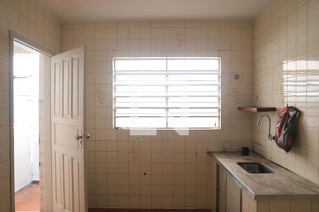 Kitnet/Cozinha de kitnet/studio para alugar com 0 quarto, 50m² em Vila da Saúde, São Paulo