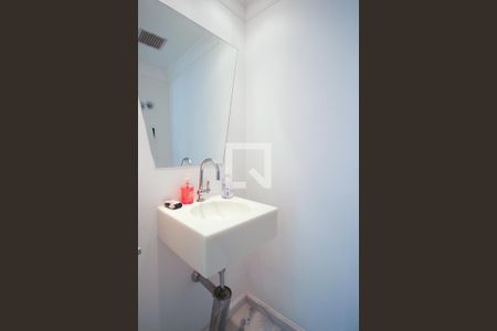 Lavabo de apartamento à venda com 2 quartos, 145m² em Itaim Bibi, São Paulo