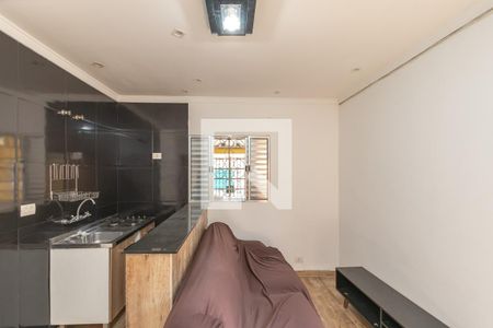 Sala/ Cozinha de casa para alugar com 1 quarto, 35m² em Cidade Monções, São Paulo