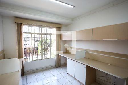 sala 1 de casa à venda com 4 quartos, 250m² em Vila Progredior, São Paulo