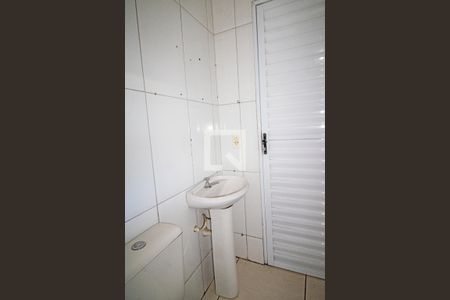 Banheiro de apartamento para alugar com 1 quarto, 35m² em Vila Nova Galvão, São Paulo