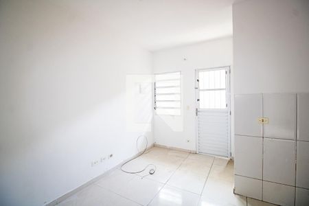 Sala de apartamento para alugar com 1 quarto, 35m² em Vila Nova Galvão, São Paulo