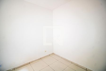 Quarto de apartamento para alugar com 1 quarto, 35m² em Vila Nova Galvão, São Paulo