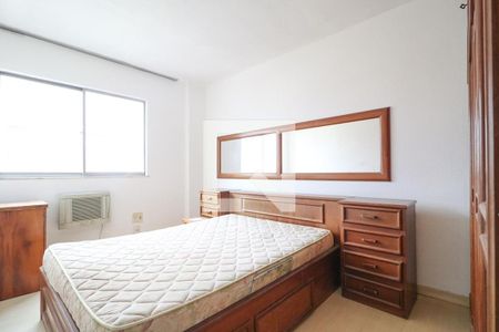 Quarto  de apartamento para alugar com 2 quartos, 58m² em Cascadura, Rio de Janeiro