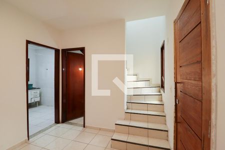 Sala de casa de condomínio para alugar com 2 quartos, 70m² em Jardim Carlu, São Paulo