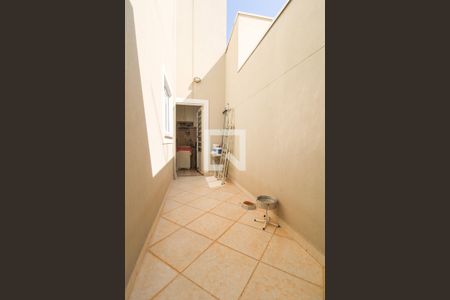 Casa para alugar com 300m², 4 quartos e 4 vagas Casa para alugar com 300m², 4 quartos e 4 vagasÁrea comum