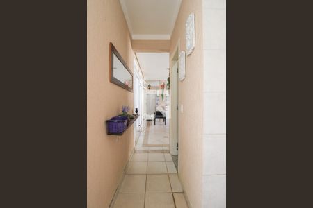 Casa para alugar com 300m², 4 quartos e 4 vagas Casa para alugar com 300m², 4 quartos e 4 vagasCorredor