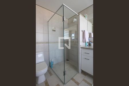 Casa para alugar com 300m², 4 quartos e 4 vagas Casa para alugar com 300m², 4 quartos e 4 vagasBanheiro Social