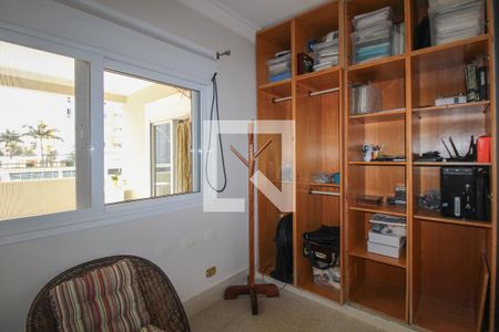 Casa para alugar com 300m², 4 quartos e 4 vagas Casa para alugar com 300m², 4 quartos e 4 vagasQuarto