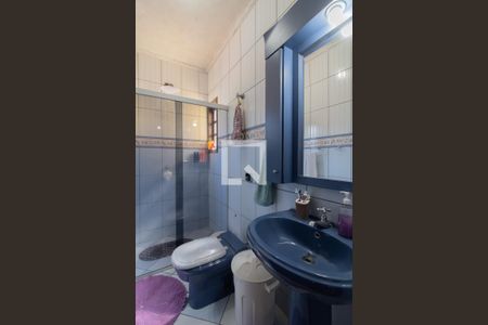 Casa à venda com 225m², 3 quartos e 3 vagas Casa à venda com 225m², 3 quartos e 3 vagasBanheiro