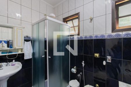 Casa à venda com 225m², 3 quartos e 3 vagas Casa à venda com 225m², 3 quartos e 3 vagasBanheiro da Suíte