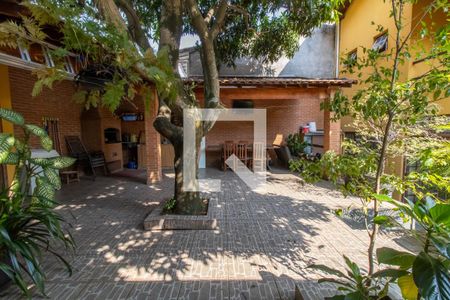 Casa à venda com 225m², 3 quartos e 3 vagas Casa à venda com 225m², 3 quartos e 3 vagasÁrea Externa