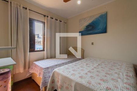 Casa à venda com 225m², 3 quartos e 3 vagas Casa à venda com 225m², 3 quartos e 3 vagasQuarto 3