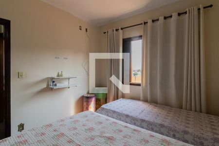 Casa à venda com 225m², 3 quartos e 3 vagas Casa à venda com 225m², 3 quartos e 3 vagasQuarto 3