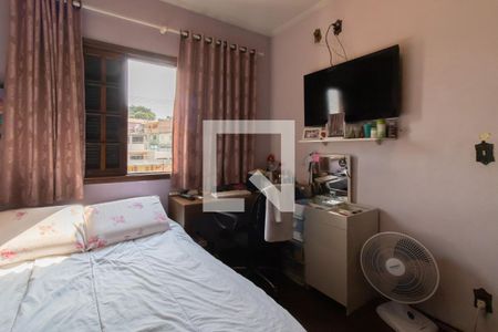 Casa à venda com 225m², 3 quartos e 3 vagas Casa à venda com 225m², 3 quartos e 3 vagasQuarto 2