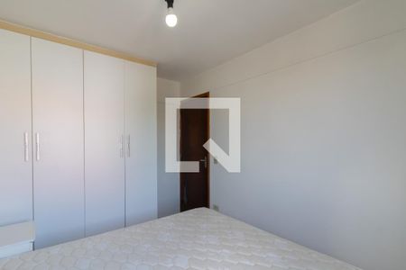 Quarto 1 de apartamento para alugar com 2 quartos, 48m² em Jardim Vila Galvão, Guarulhos