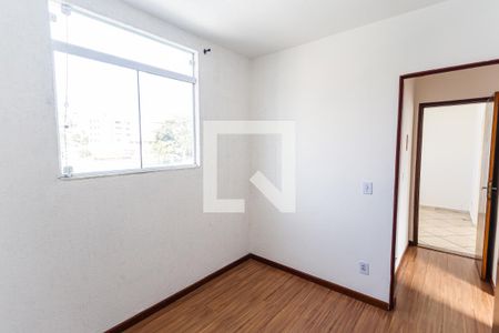 Quarto 1 de apartamento para alugar com 2 quartos, 58m² em Santa Efigênia, Belo Horizonte