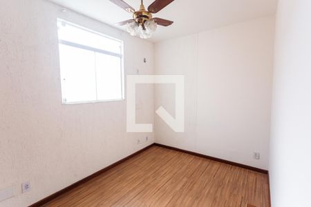 Quarto 2 de apartamento para alugar com 2 quartos, 58m² em Santa Efigênia, Belo Horizonte